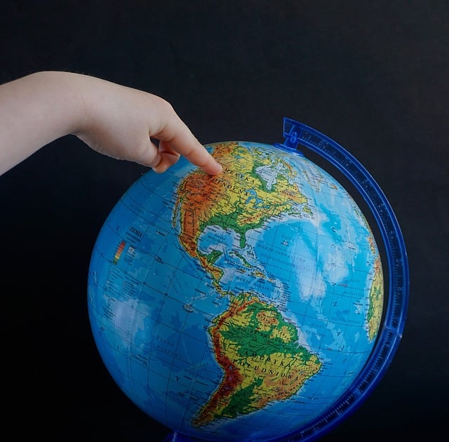 Globe terrestre : un cadeau pour enfant voyageur éducatif