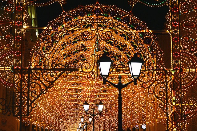 Rue illuminée pour Noël en Russie