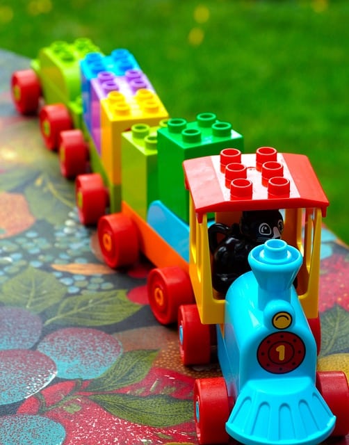 Train en jouet Lego pour les enfants